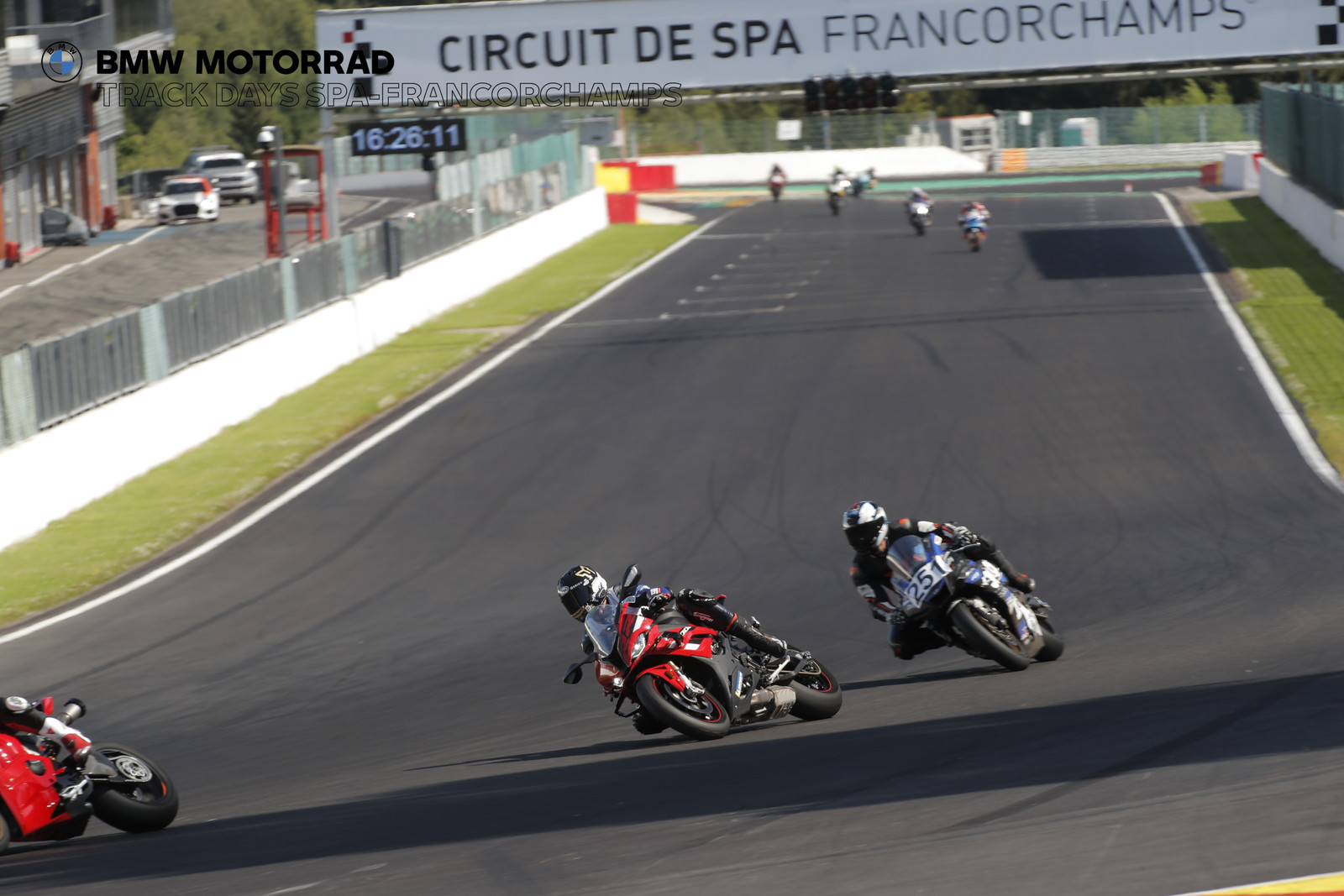 BMW Motorrad Track Days