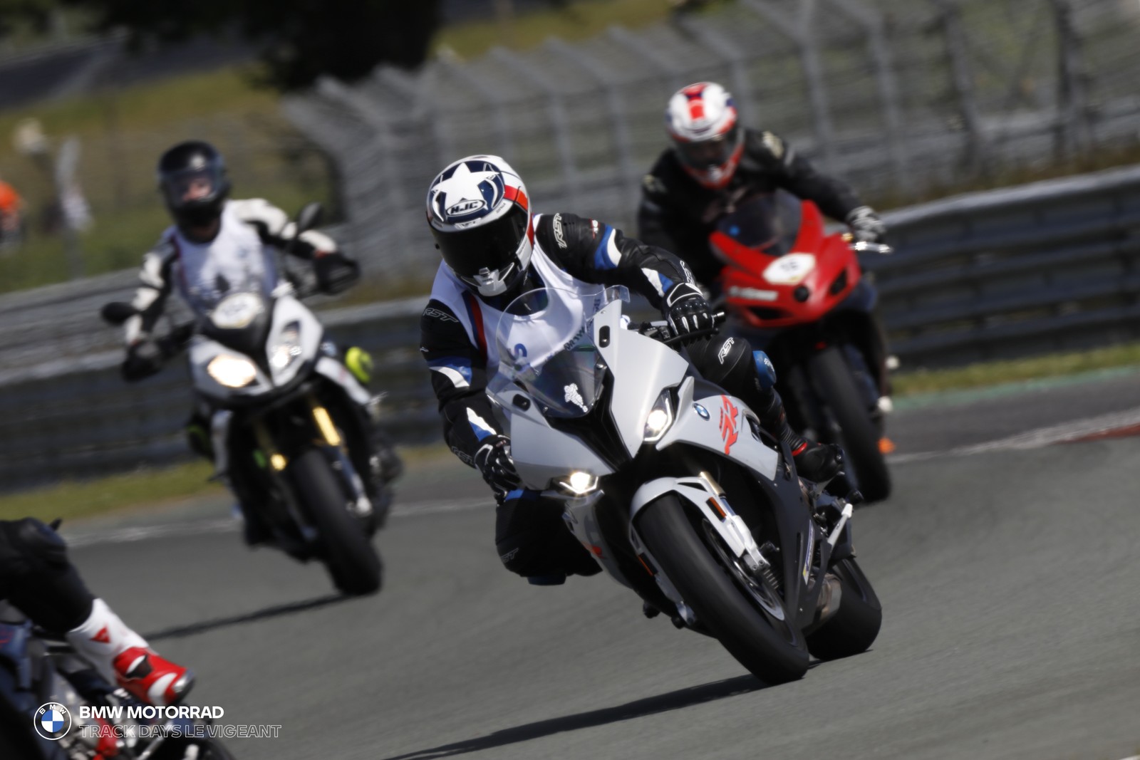 BMW Motorrad Track Days