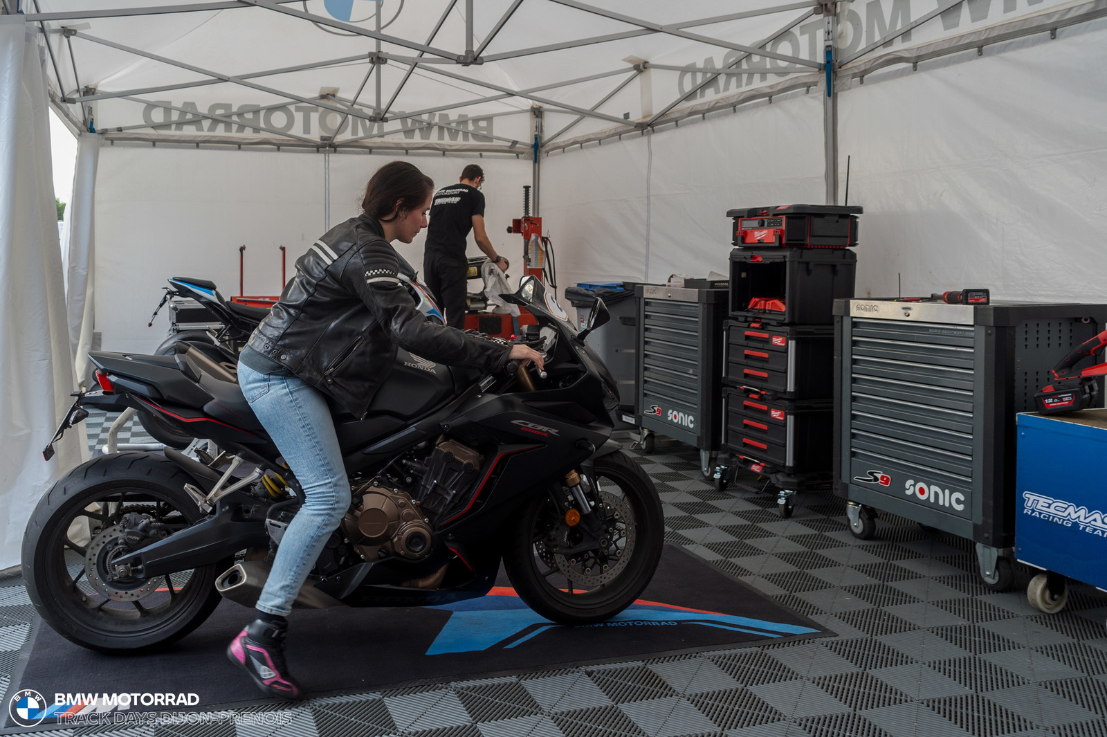 BMW Motorrad Track Days