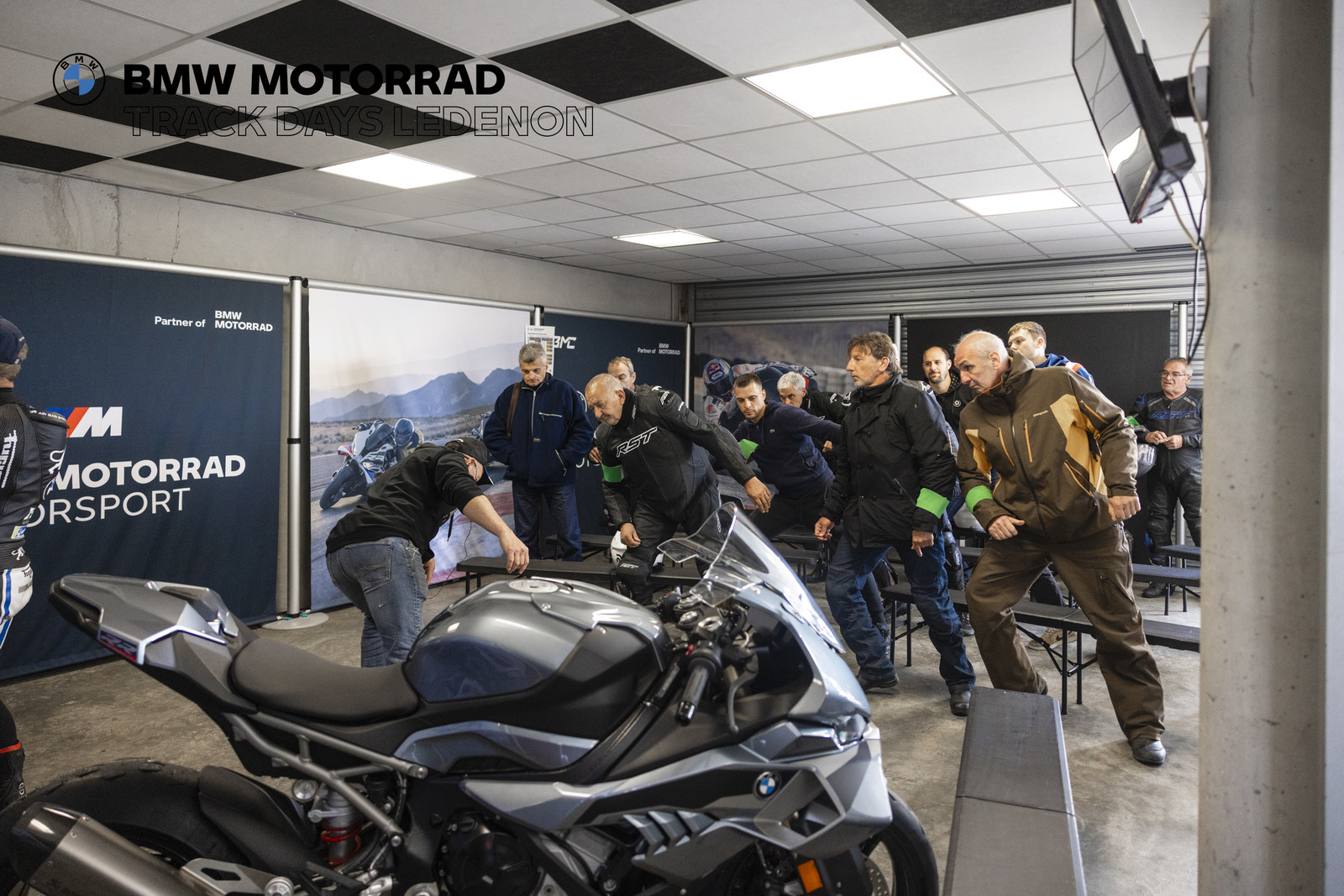 BMW Motorrad Track Days
