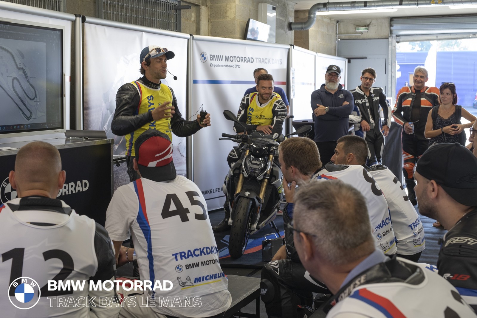 BMW Motorrad Track Days